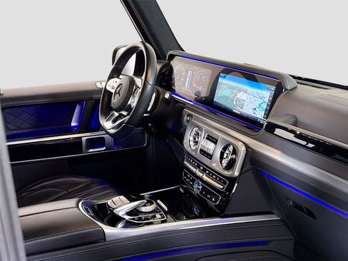 Used 2023 Mercedes-Benz G 550 image 34