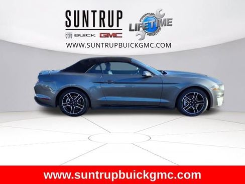 Used 2023 Ford Mustang Premium image 8
