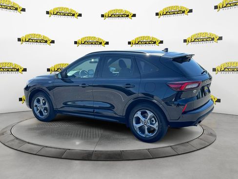 Used 2024 Ford Escape ST-Line w/ Equipment Group 301A FWD image 3