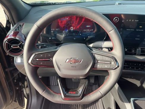 New 2026 Chevrolet Equinox RS w/ LPO, Floor Liner Package FWD image 18