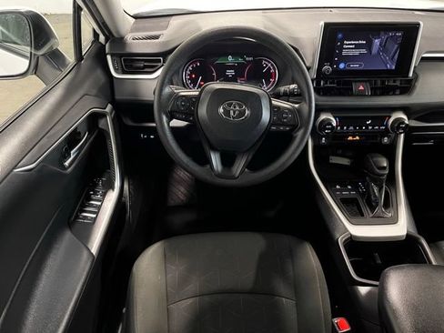 Used 2024 Toyota RAV4 XLE FWD image 18