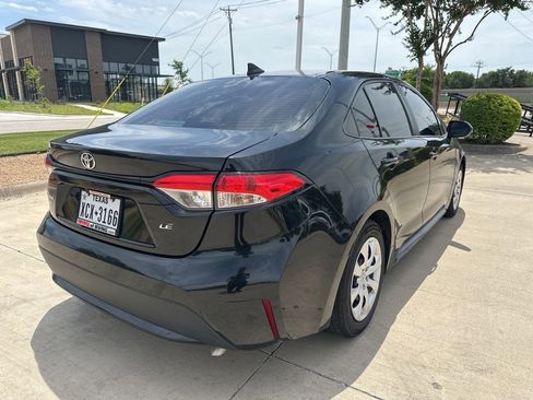 Used 2021 Toyota Corolla LE FWD image 9