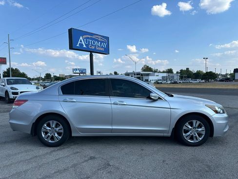 Used 2011 Honda Accord LX-P image 30