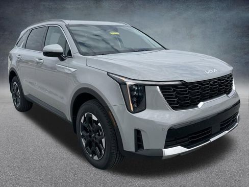 New 2026 Kia Sorento S AWD/4WD image 2