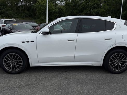 Used 2023 Maserati Grecale GT AWD/4WD image 11