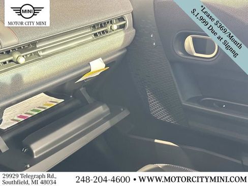 Certified 2025 MINI Cooper S image 32