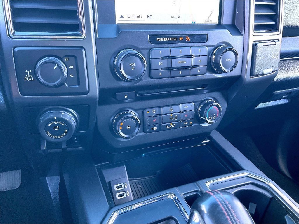 Used 2018 Ford F150 XLT w/ Equipment Group 302A Luxury AWD/4WD image 25
