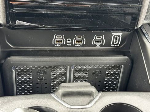 New 2026 RAM 1500 Laramie AWD/4WD image 35