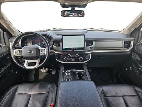 Certified 2024 Ford Expedition XLT AWD/4WD image 9