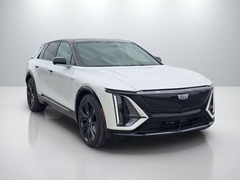 New 2025 Cadillac Lyriq Sport w/ Nappa Leather Package image 3