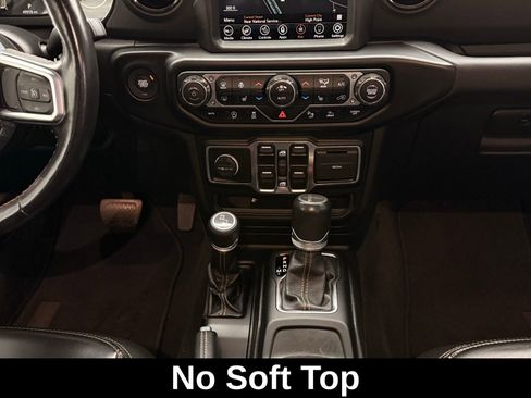 Used 2022 Jeep Gladiator Overland image 34