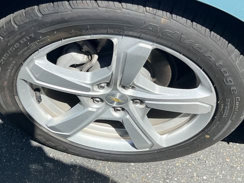 Used 2018 Chevrolet Volt LT image 17