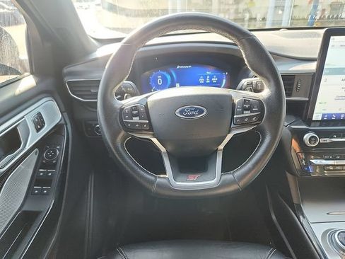 Certified 2023 Ford Explorer ST w/ Equipment Group 401A AWD/4WD image 9