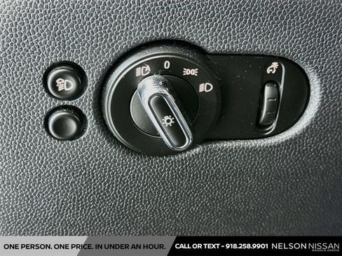 Used 2024 MINI Cooper S w/ Signature Upholstery Package FWD image 10