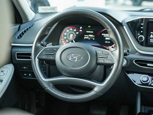 Used 2022 Hyundai Sonata Limited w/ Cargo Package FWD image 17