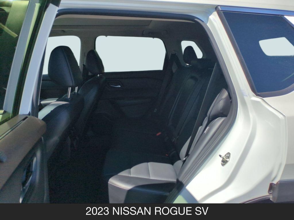 Certified 2023 Nissan Rogue SV w/ SV Premium B Package FWD image 16