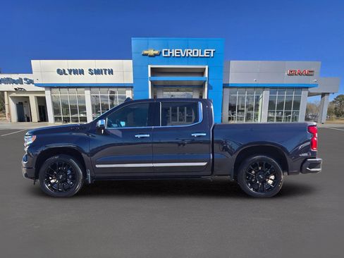 Used 2023 Chevrolet Silverado 1500 High Country w/ High Country Premium Package image 12