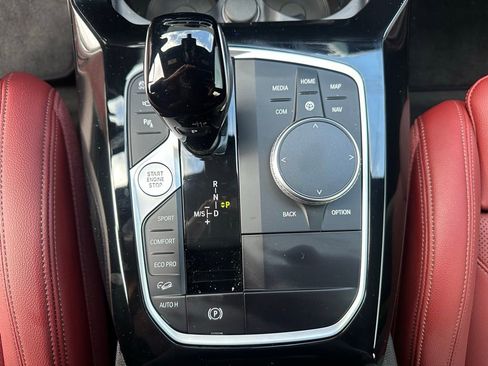 Used 2024 BMW X3 M40i w/ Premium Package image 26