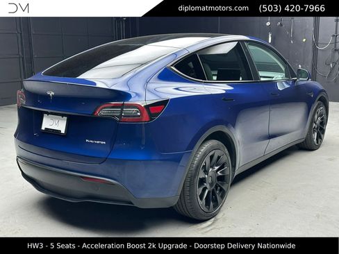 Used 2023 Tesla Model Y Long Range AWD/4WD image 7