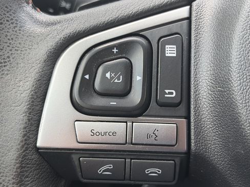 Used 2016 Subaru Crosstrek 2.0i Premium AWD/4WD image 17
