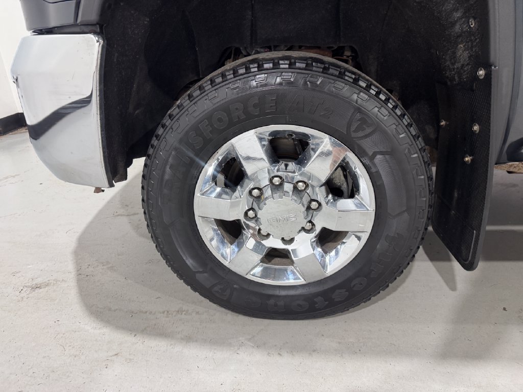 Used 2018 GMC Sierra 3500 SLE w/ SLE Preferred Package AWD/4WD image 8