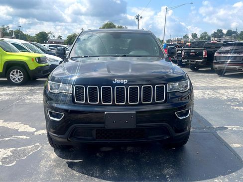 Used 2020 Jeep Grand Cherokee Laredo image 8