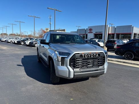 New 2026 Toyota Tundra SR5 image 7