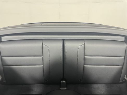 Used 2025 Porsche 911 Carrera image 16