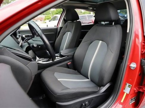 Used 2021 Hyundai Sonata SEL w/ Convenience Package image 14