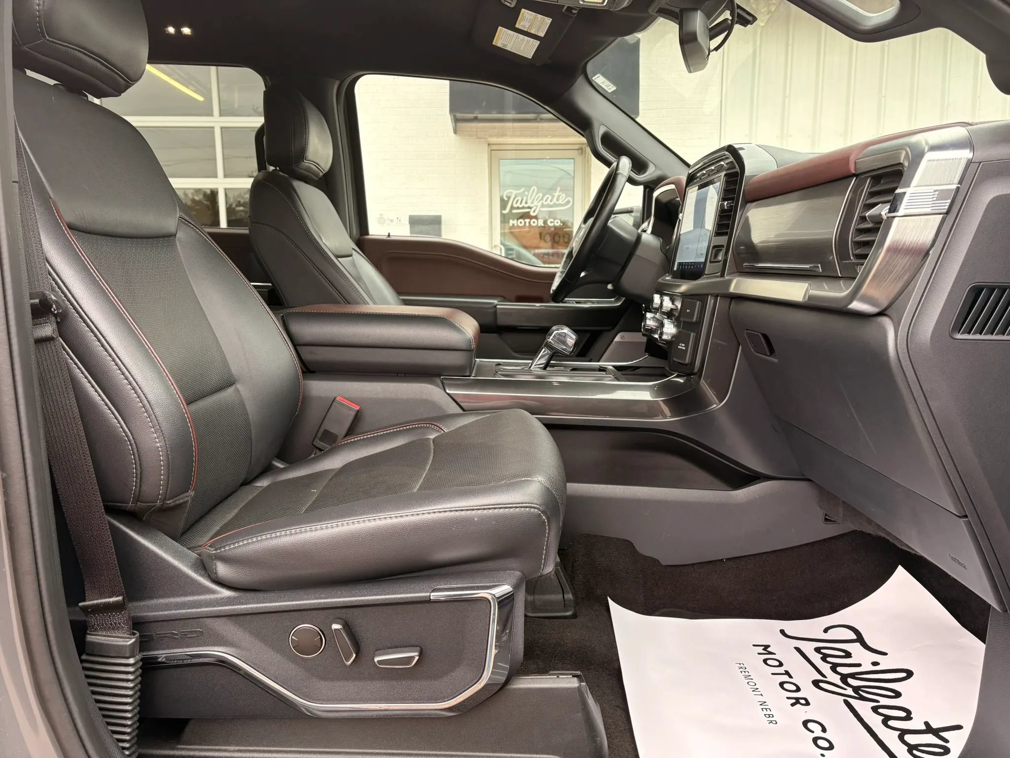 Used 2021 Ford F150 Lariat AWD/4WD image 12