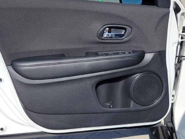 Used 2022 Honda HR-V Sport image 7