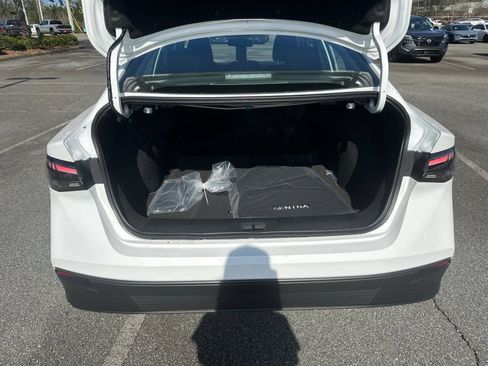 New 2026 Nissan Sentra SV w/ SV Convenience Package FWD image 18