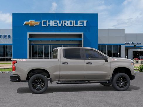 New 2026 Chevrolet Silverado 1500 Custom Trail Boss w/ LPO, Dark Essentials Package AWD/4WD image 5