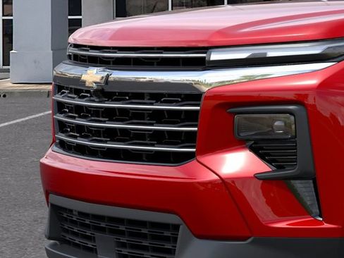 New 2026 Chevrolet Traverse LT w/ Driver Confidence Package FWD image 13