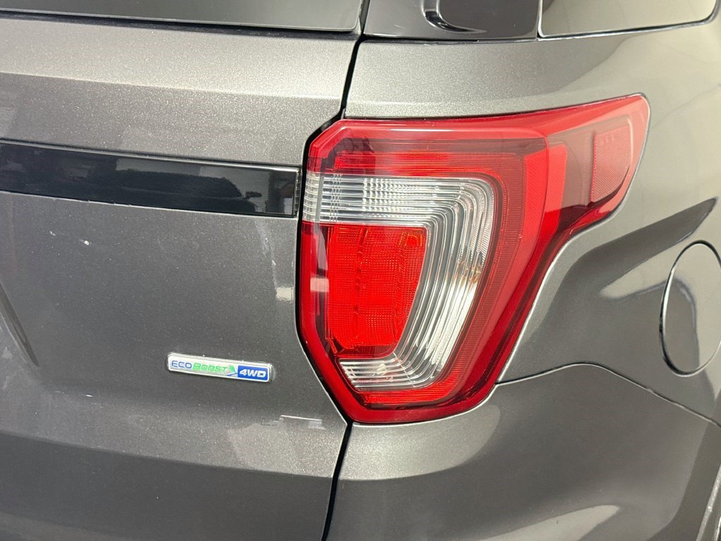 Used 2016 Ford Explorer Sport w/ Equipment Group 401A AWD/4WD image 33
