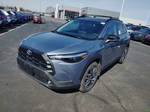 New 2026 Toyota Corolla Cross XLE image 2