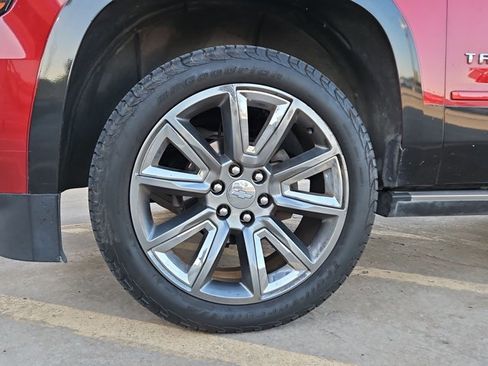 Used 2015 Chevrolet Tahoe LTZ AWD/4WD image 27