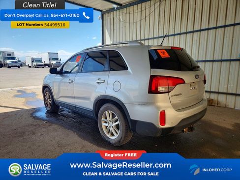 Used 2014 Kia Sorento LX w/ LX V6 Convenience Package AWD/4WD image 3