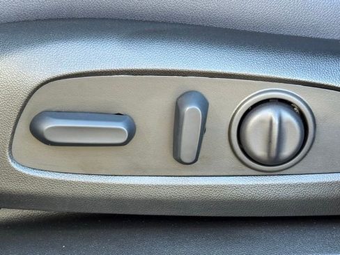 Used 2025 Chevrolet Blazer RS w/ Enhanced Convenience Package image 20