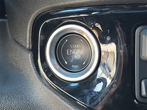 Certified 2025 Chevrolet Silverado 2500 LT image 17