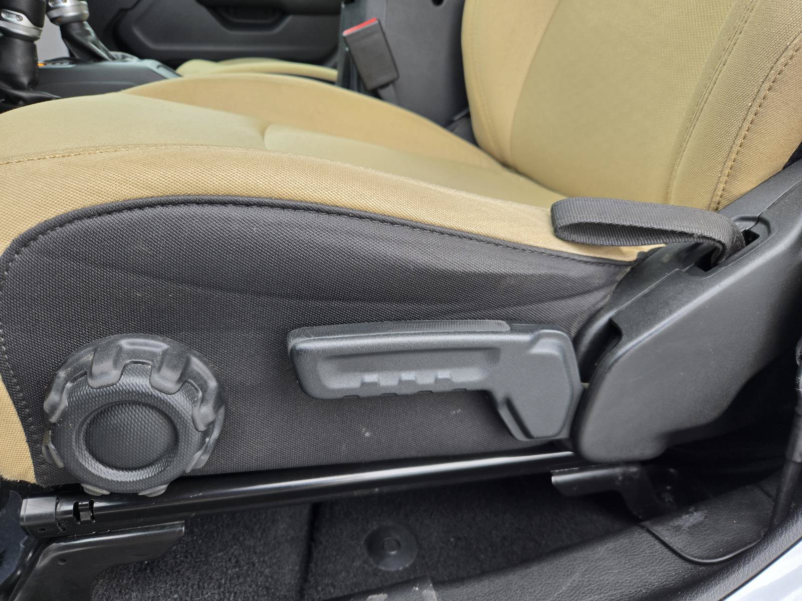 Used 2022 Jeep Gladiator Sport AWD/4WD image 23