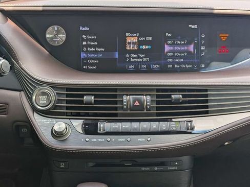 Used 2018 Lexus LS 500 w/ Interior Upgrade Package RWD image 17