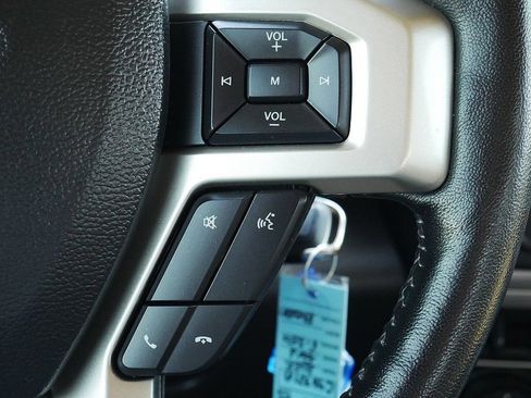 Used 2022 Ford F250 Lariat w/ Lariat Value Package AWD/4WD image 33