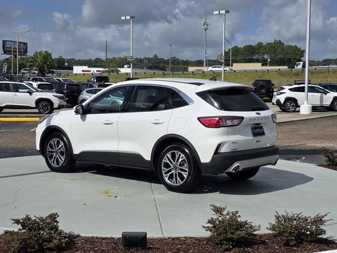 Used 2022 Ford Escape SEL FWD image 4