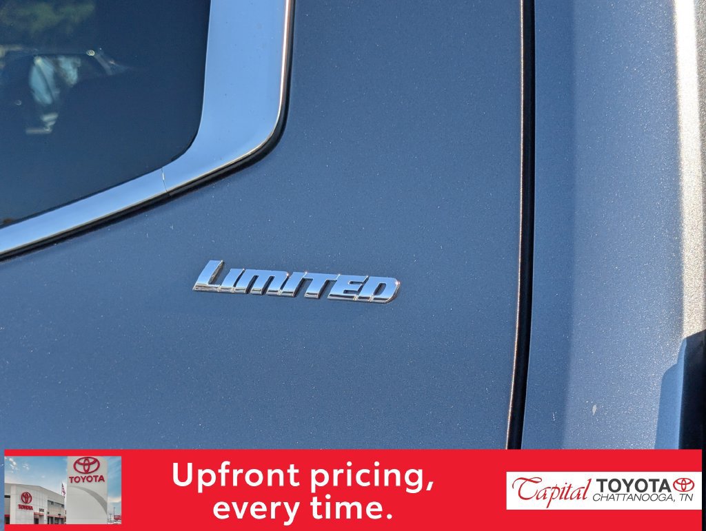 Used 2025 Toyota Tundra Limited AWD/4WD image 8