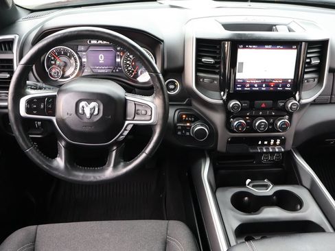 Used 2020 RAM 1500 Big Horn AWD/4WD image 14