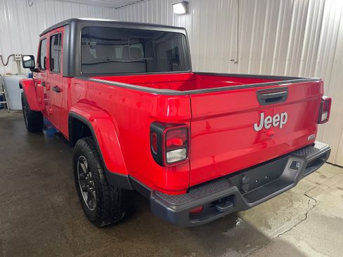 Used 2023 Jeep Gladiator Overland image 5