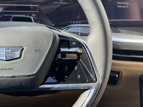 New 2025 Cadillac Escalade IQ Sport 2 w/ LPO, ONYX Package image 19