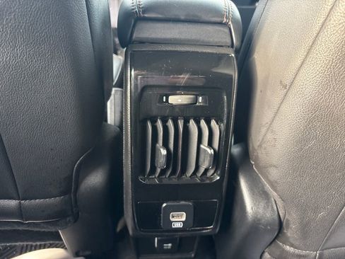 Certified 2022 Jeep Compass Limited image 31