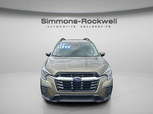 Used 2025 Subaru Ascent Premium AWD/4WD image 7
